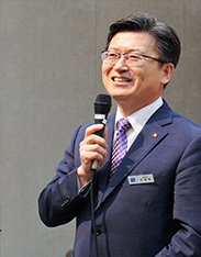 lee
